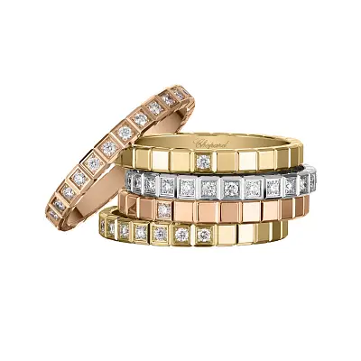 Золотое кольцо Chopard Ice Cube 829834-0066