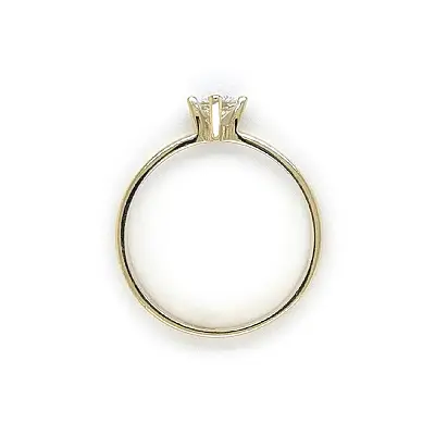 Золотое обручальное кольцо с цирконом