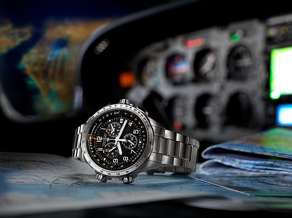 Hamilton Khaki Aviation X-Wind GMT Chrono Quartz H77912135