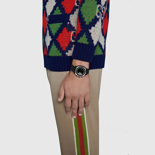 Хронограф Gucci Grip YA157301