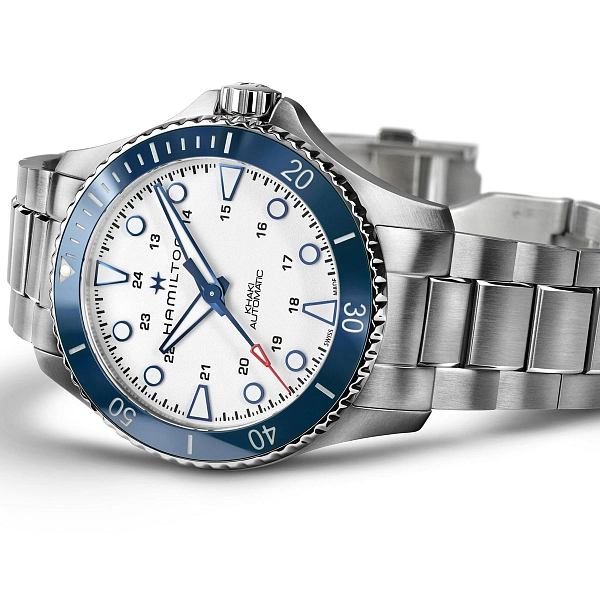 Hamilton Khaki Navy Scuba Car H82505150