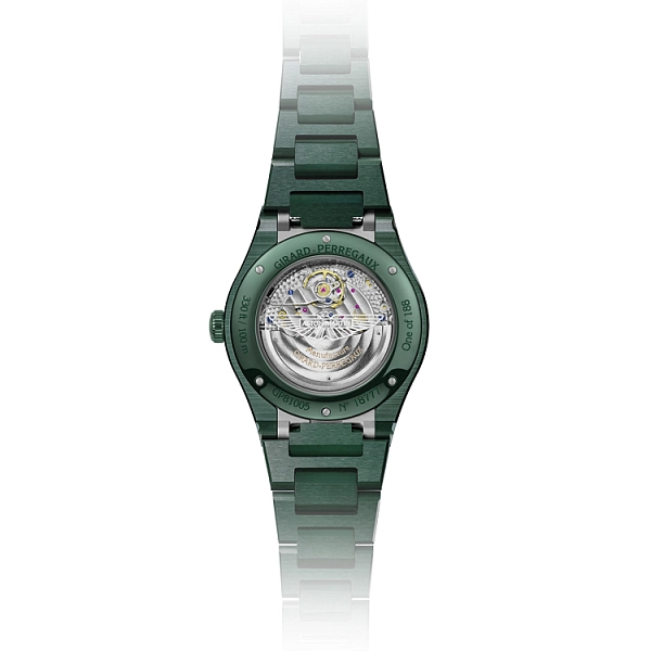 Girard-Perregaux Laureato 42mm Green Ceramic Aston Martin Edition