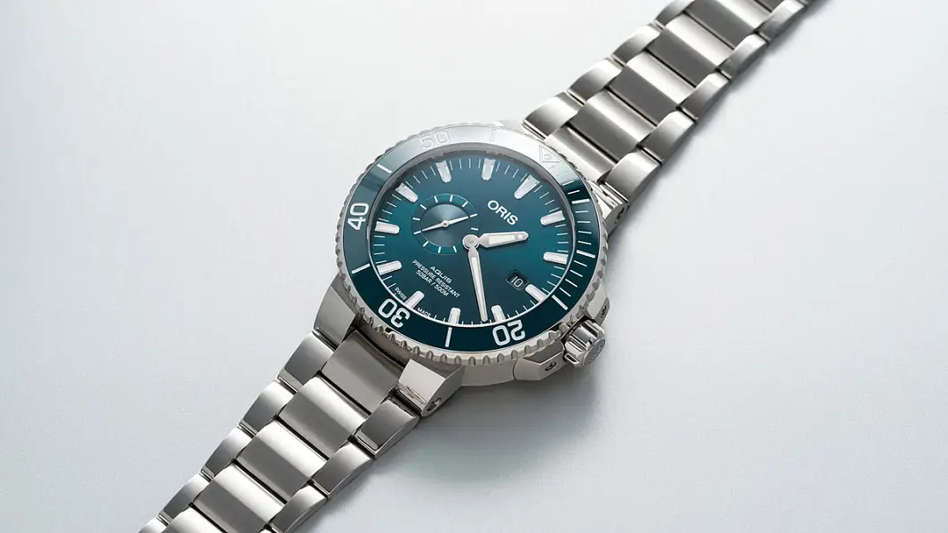 Oris Aquis Small Second Date 01 743 7733 4155-07 4 24 69EB