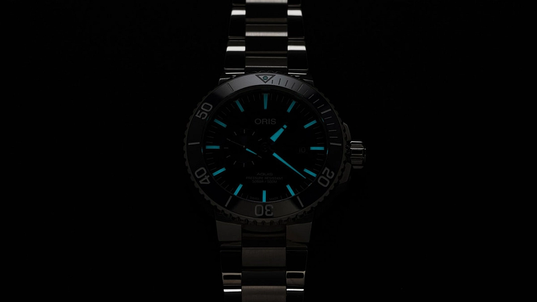 Oris Aquis Small Second Date 01 743 7733 4155-07 4 24 69EB