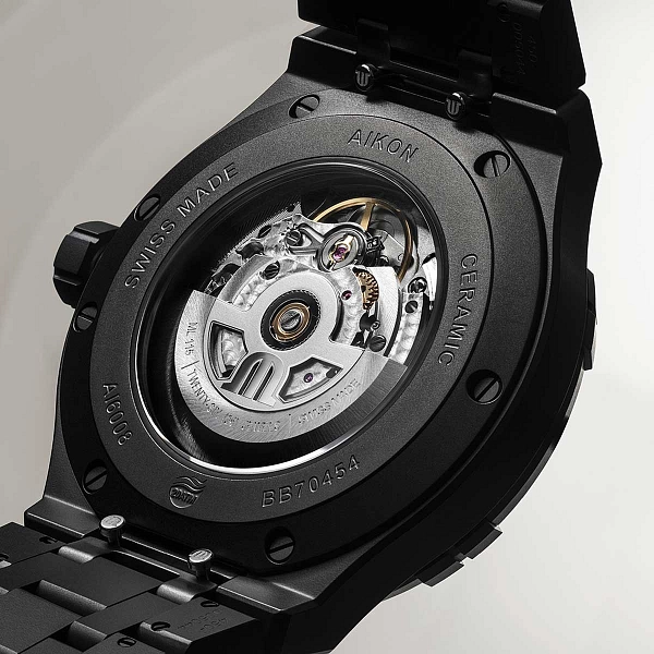 Maurice Lacoix Aikon Automatic Ceramic 42mm AI6008-CRM22-330-2