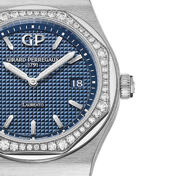Girard-Perregaux Laureato 80189D11A431-11A