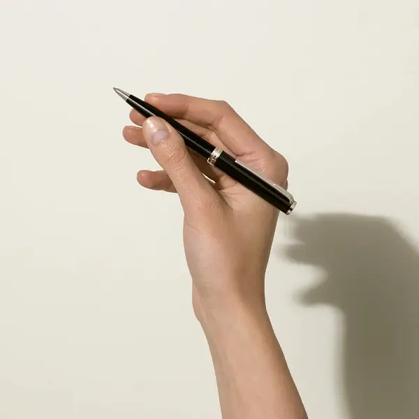 Шариковая ручка Montblanc PIX Black 132495
