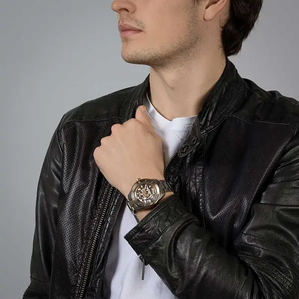 Rado Captain Cook High-Tech Ceramic Skeleton R32148162