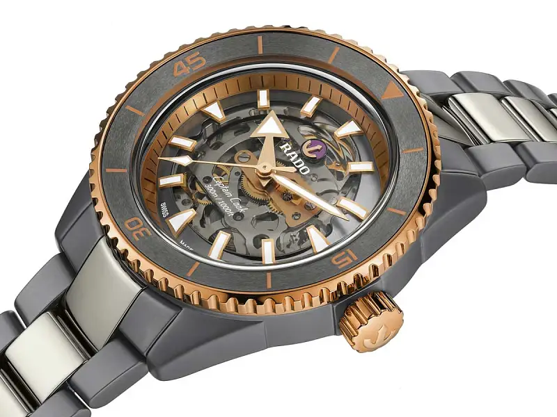Rado Captain Cook High-Tech Ceramic Skeleton R32148162