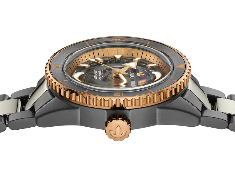 Rado Captain Cook High-Tech Ceramic Skeleton R32148162