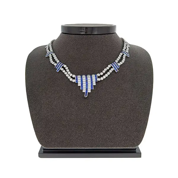 Колье из белого золота с кристаллами Swarovski