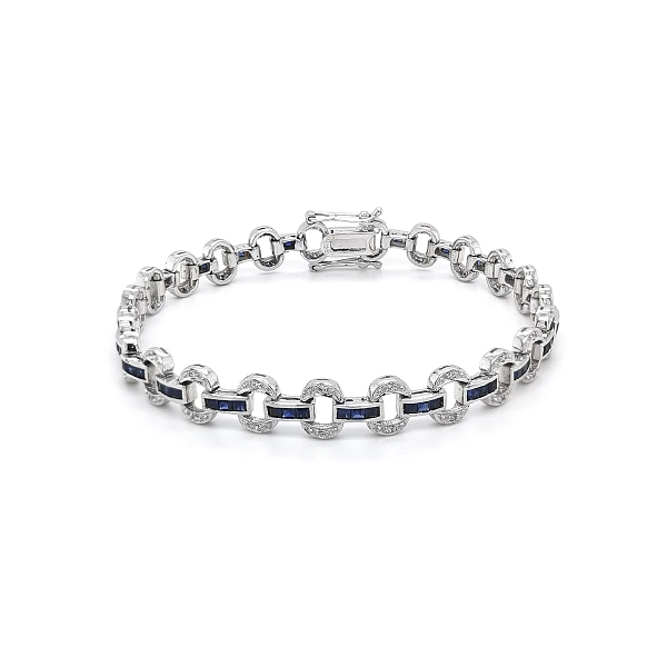 Элегантный женский браслет из белого золота с кристаллами Swarovski