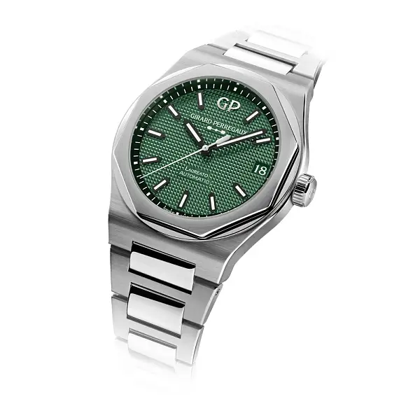 Girard-Perregaux Laureato 42mm 81010-11-3153-1CM