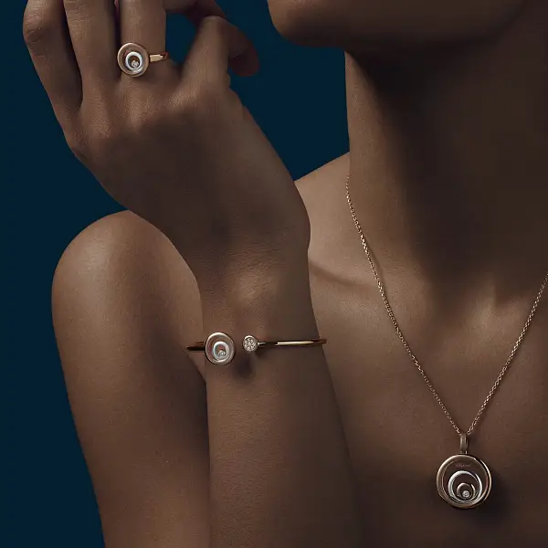 Золотое кольцо Chopard Happy Spirit 828230-9011