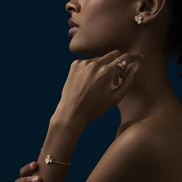 Золотые серьги Chopard Happy Hearts 83A083-5701