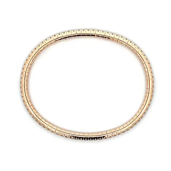 Теннисный браслет из розового золота с бриллиантами