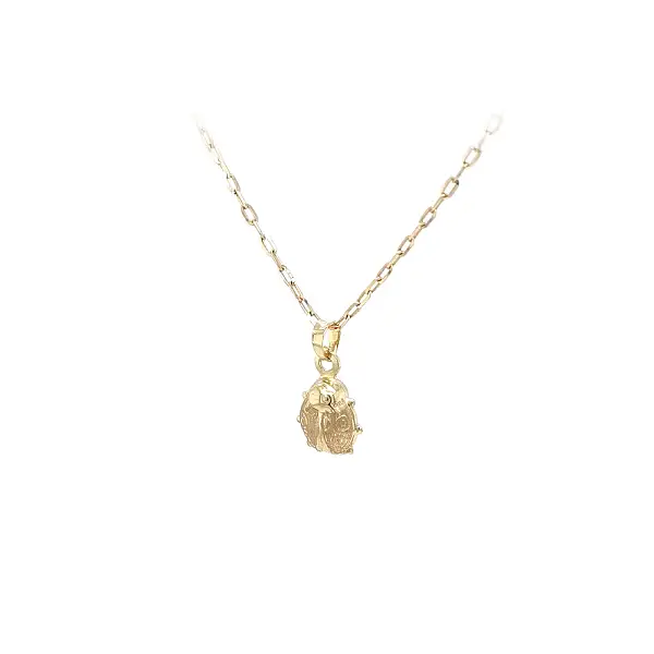 Золотой кулон с мотивом божьей коровки