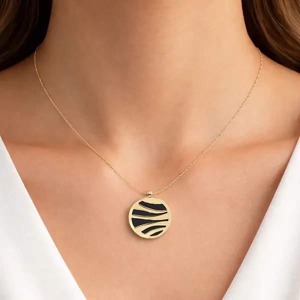 Эксклюзивное золотое ожерелье с чёрным ониксом