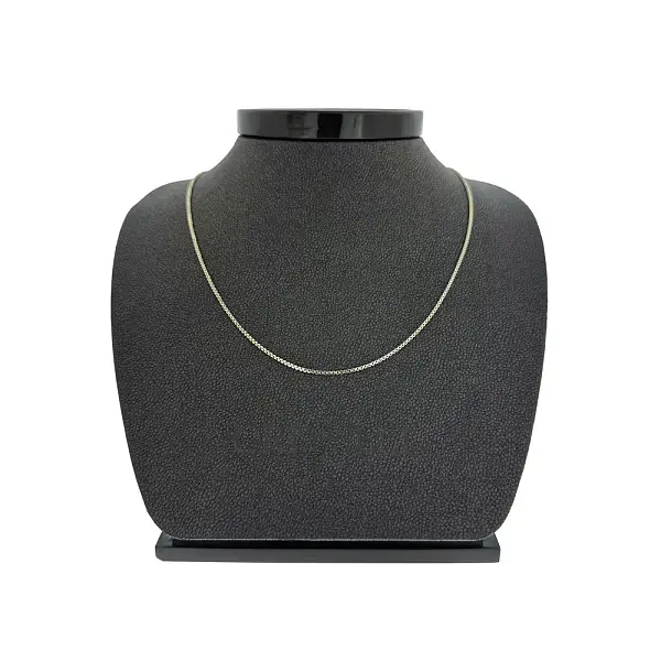 Нежная золотая цепочка плетения Box