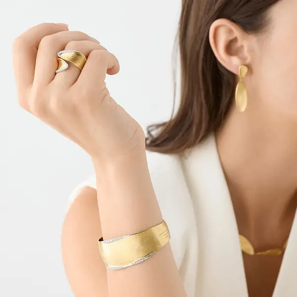 Золотое кольцо Marco Bicego Lunaria Twist AB661 B YW Q6