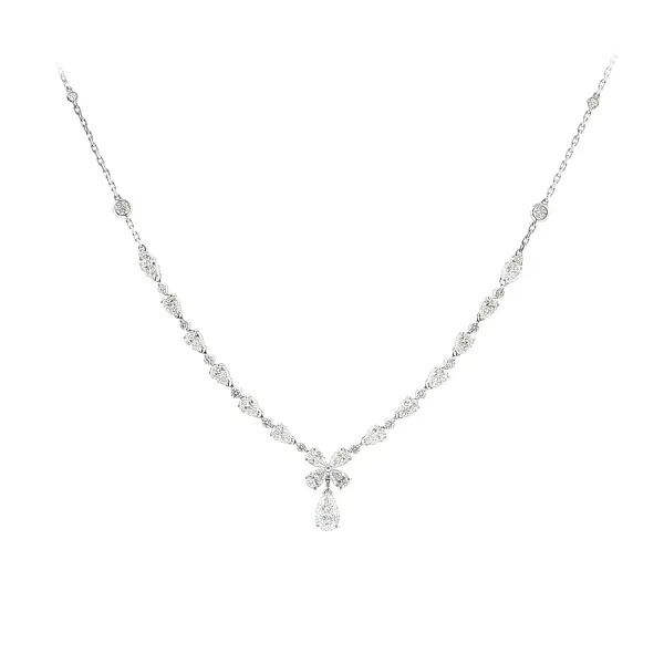 Золотое колье с бриллиантами