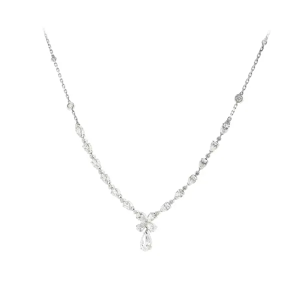 Золотое колье с бриллиантами