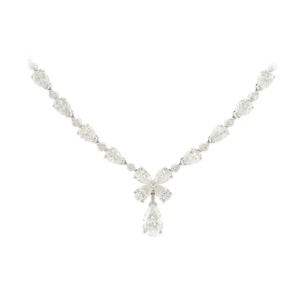 Золотое колье с бриллиантами