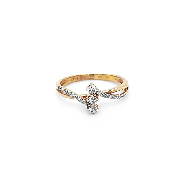 Золотое кольцо с бриллиантами