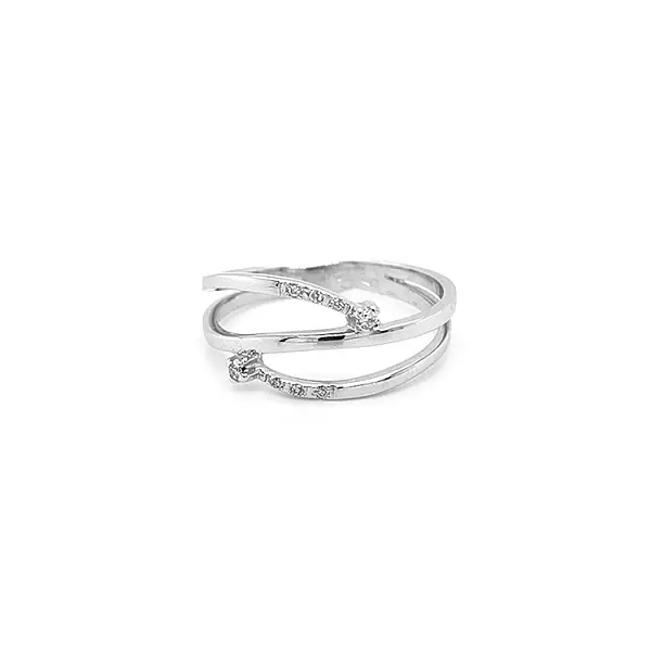 Золотое кольцо с бриллиантами