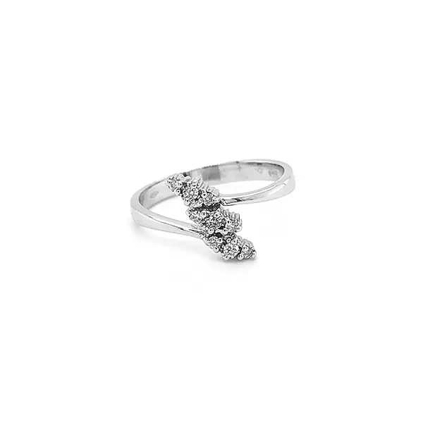 Золотое кольцо с бриллиантами