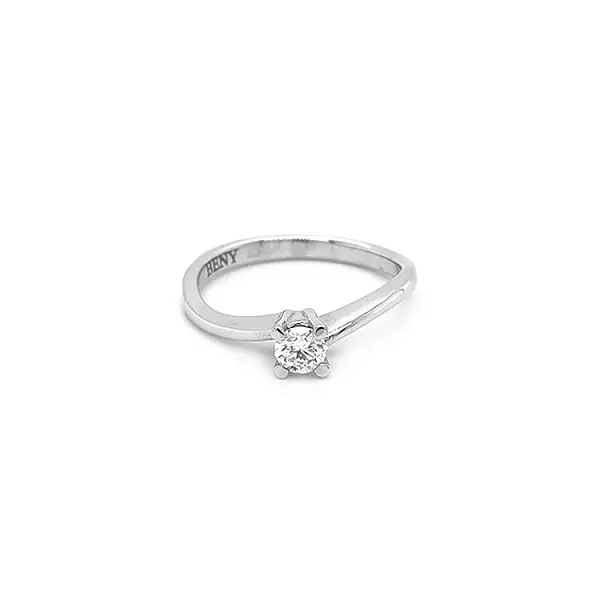 Золотое обручальное кольцо с бриллиантом