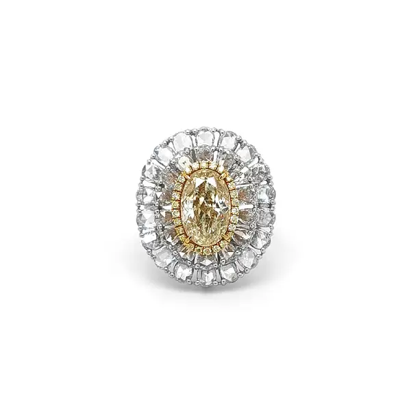 Золотое кольцо с фантазийным желтым диаматом