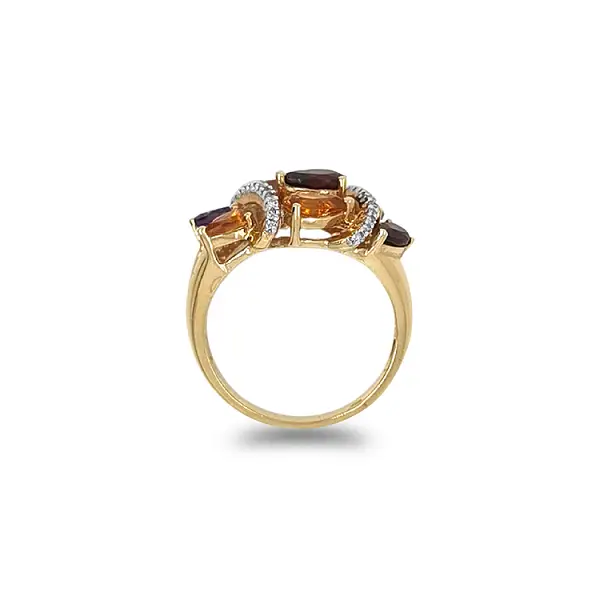 Золотое кольцо Полудрагоценные камни и бриллианты