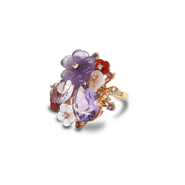 Золотое кольцо Полудрагоценные камни и бриллианты