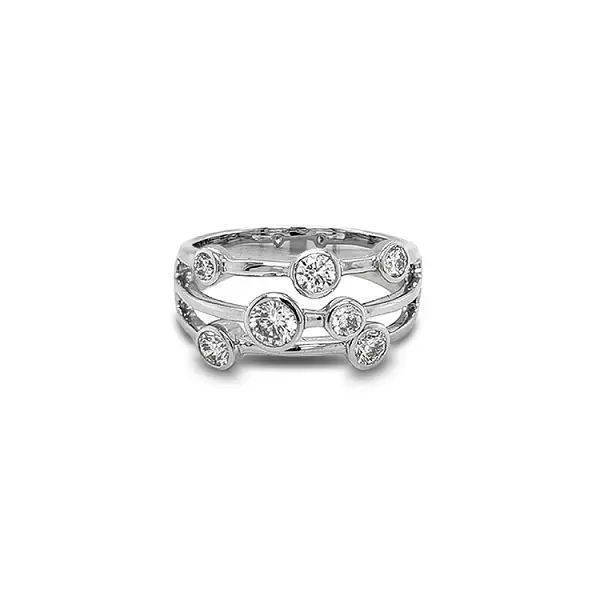 Золотое кольцо с бриллиантами