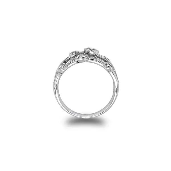 Золотое кольцо с бриллиантами