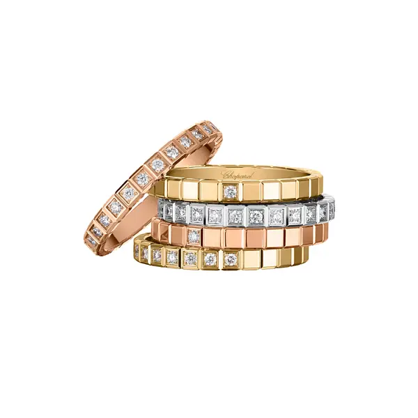 Золотое кольцо Chopard Ice Cube 829834-0066