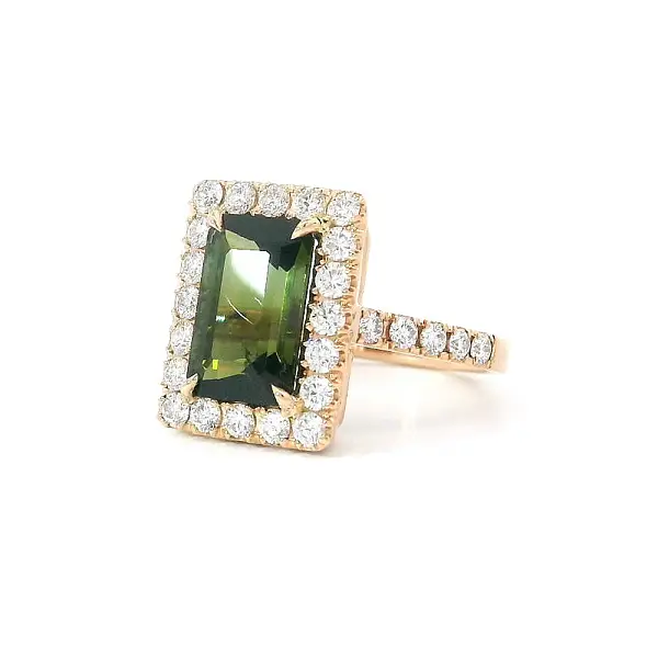 Кольцо Природная элегантность зеленого турмалина и бриллиантов