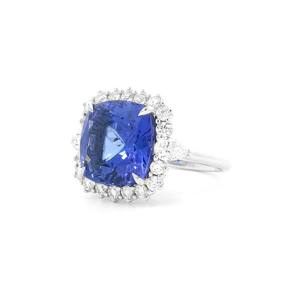 Blue Treasure - кольцо с танзанитом и бриллиантом Elegance