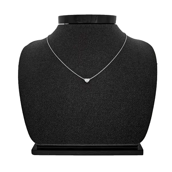 Золотая подвеска с бриллиантом