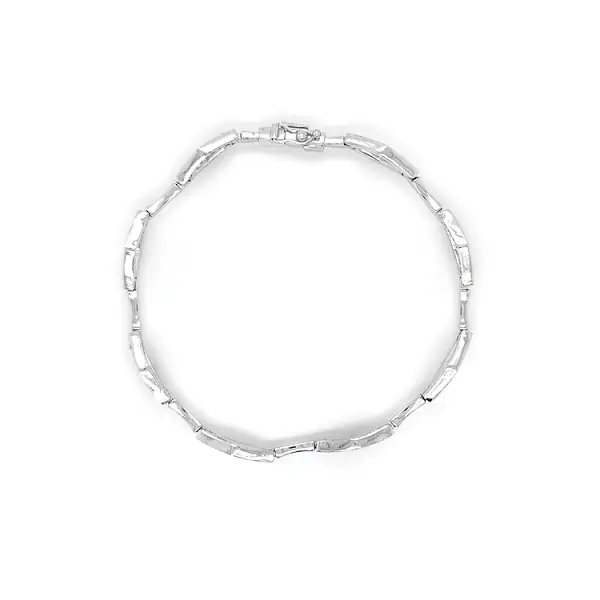 Браслет с цирконами из белого золота