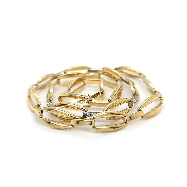 Золотое женское колье с цирконами