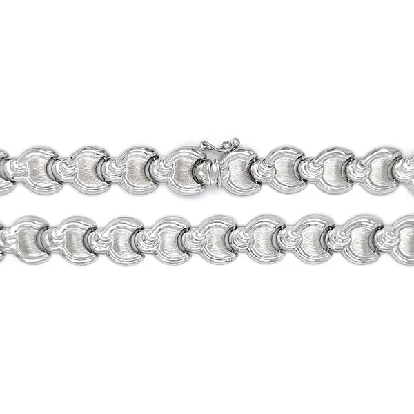 Женское ожерелье из белого золота