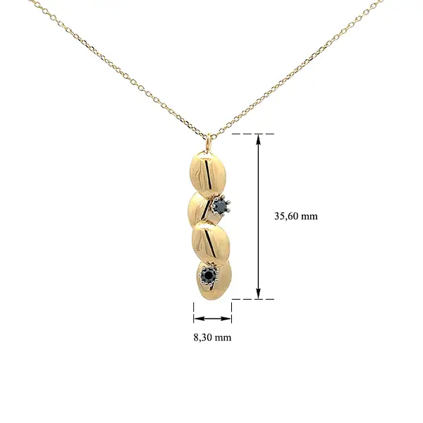 Золотое ожерелье с черными камнями