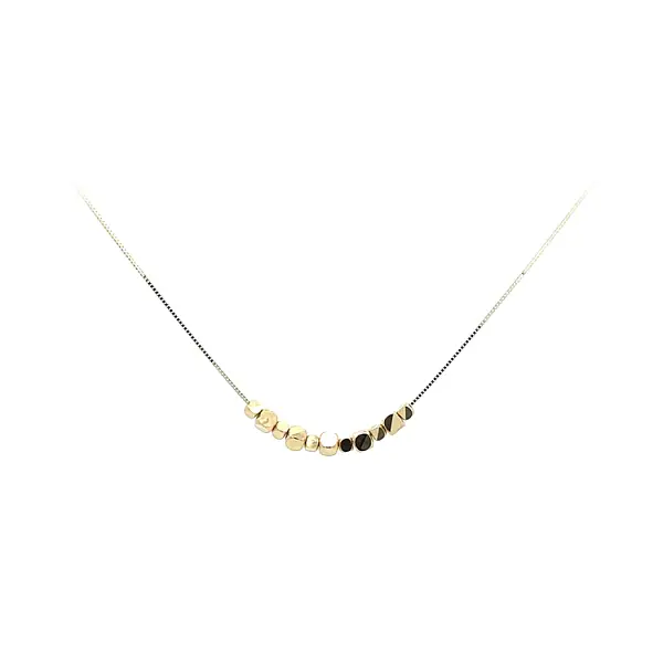 Ожерелье из золотых кубиков