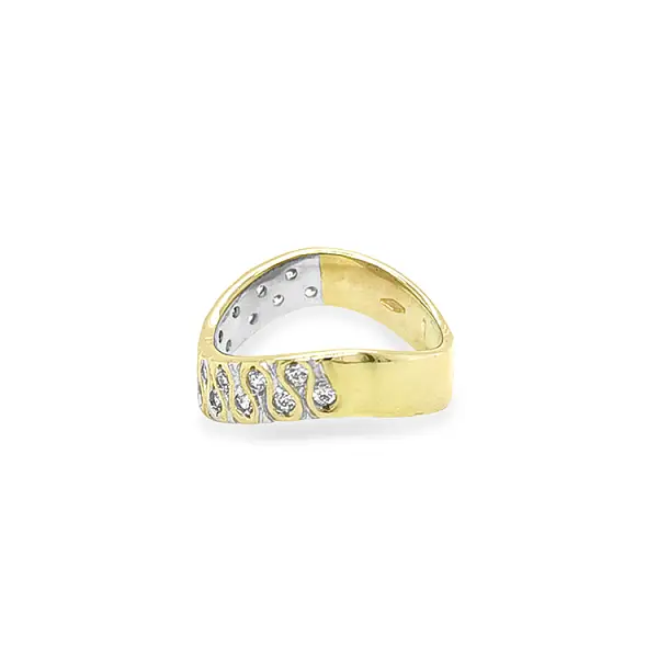 Золотое кольцо с цирконами