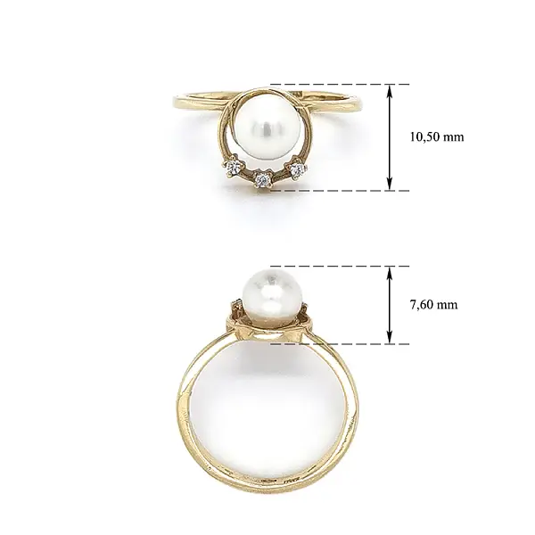 Золотое кольцо с жемчугом и цирконами