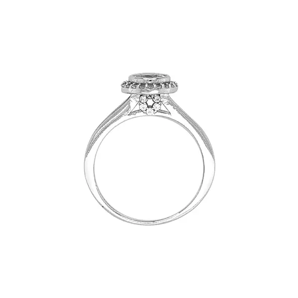 Золотое обручальное кольцо с цирконами