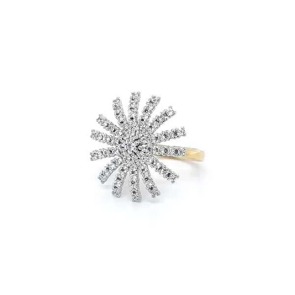 Кольцо с цирконием в комбинации с золотом