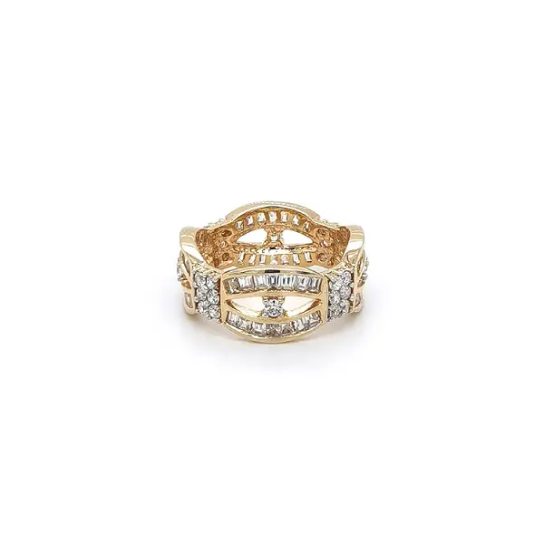 Золотое кольцо с цирконами